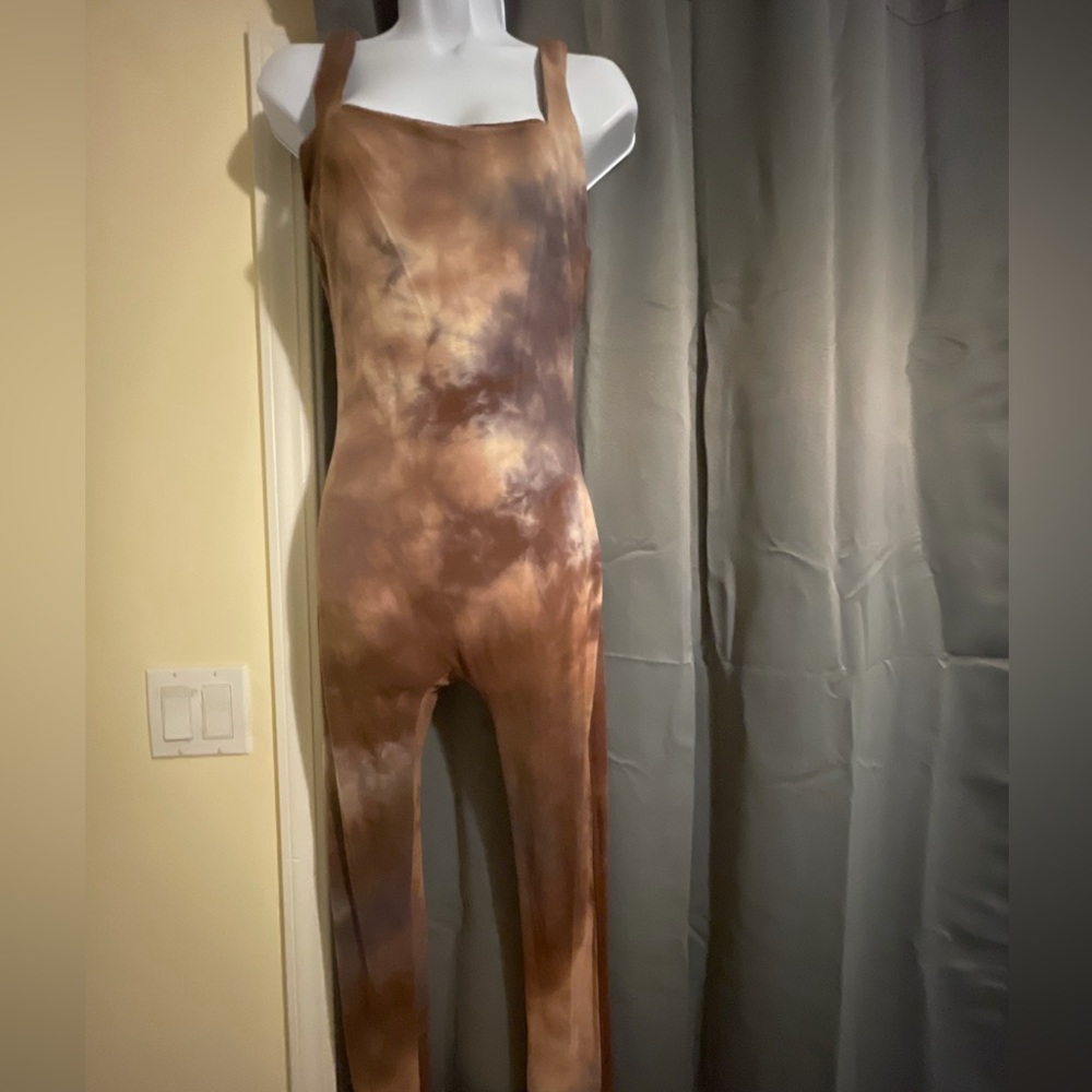 Fashion nova jumpsuit